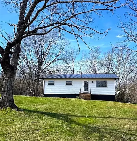 10011 Jordan Rd, Potosi, MO 63664