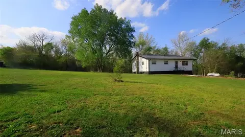 10011 Jordan Rd, Potosi, MO 63664