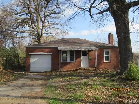 357 Fork Dr, Riverview, MO 63137