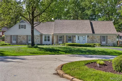 14014 Clairette Ln, Chesterfield, MO 63017