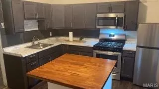 4537 S Compton Ave, Saint Louis, MO 63111 photo 5