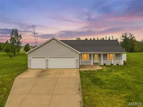 211 High Ridge Valley Ct, Foley, MO 63347
