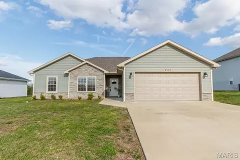 145 Andrews Dr, Saint Robert, MO 65584
