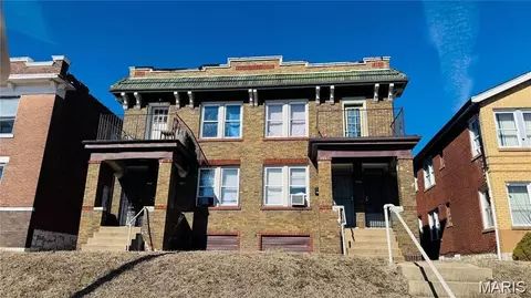 3823 Potomac St, Saint Louis, MO 63116