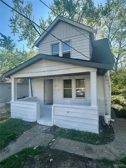 5612 Hamilton Ave, Jennings, MO 63136