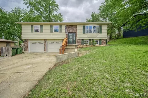 1313 Highland Dr, Rolla, MO 65401