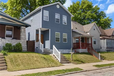 4254 Humphrey St, Saint Louis, MO 63116