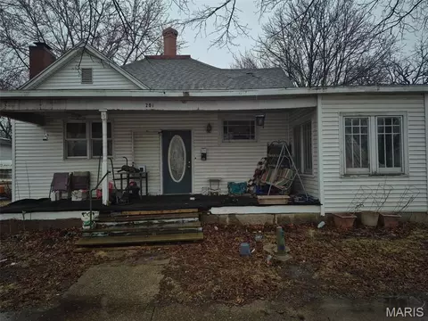 201 W North 4th St, Shelbyville, IL 62565