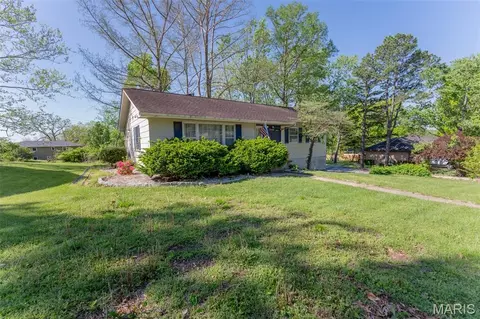 1308 Highland Dr, Rolla, MO 65401