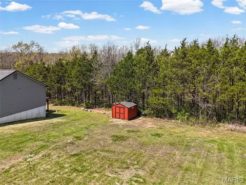 Exterior - 3085 Flucom Rd, De Soto, MO 63020 photo 7 of 16
