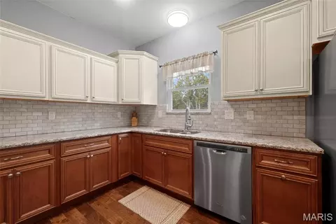 Kitchen - 3085 Flucom Rd, De Soto, MO 63020 photo 4 of 6