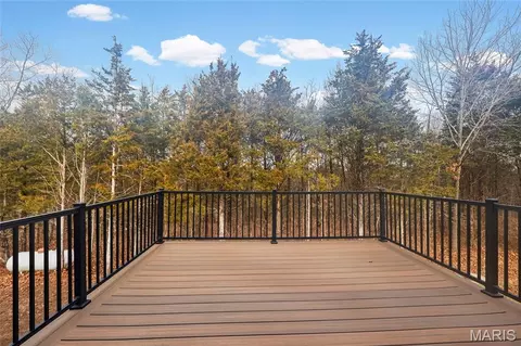 Exterior - 3085 Flucom Rd, De Soto, MO 63020 photo 5 of 16