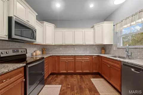 Kitchen - 3085 Flucom Rd, De Soto, MO 63020 photo 3 of 6