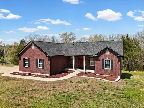 Exterior - 3085 Flucom Rd, De Soto, MO 63020 photo 16 of 16