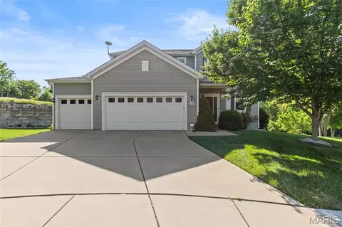1181 Regents Ct, O'fallon, MO 63368