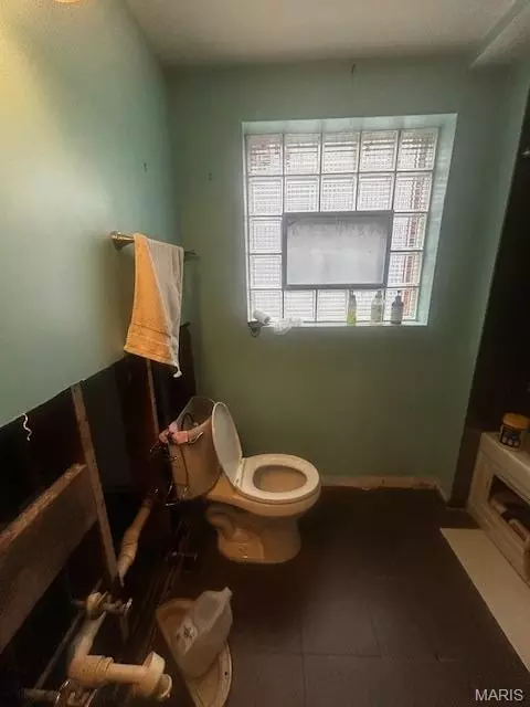 1219 Waldron Ave, University City, MO 63130