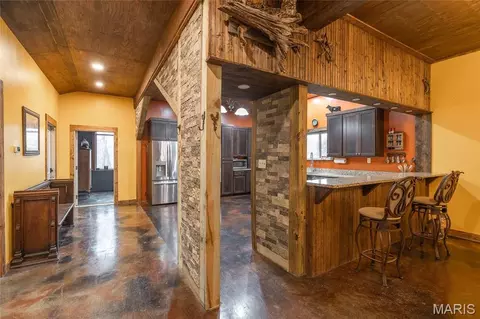 Entry Way - 1020 County Road 532, Jackson, MO 63755 photo 2 of 6