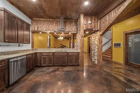 Entry Way - 1020 County Road 532, Jackson, MO 63755 photo 1 of 7