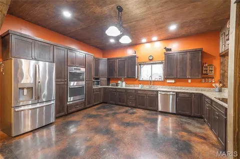 Kitchen - 1020 County Road 532, Jackson, MO 63755 photo 1 of 4