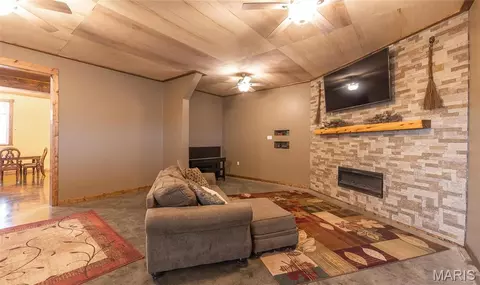 Living - 1020 County Road 532, Jackson, MO 63755 photo 2 of 2