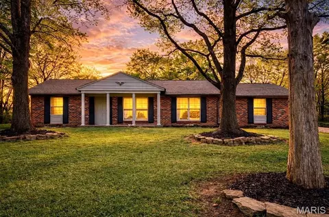 8117 Berry Rd, Bonne Terre, MO 63628