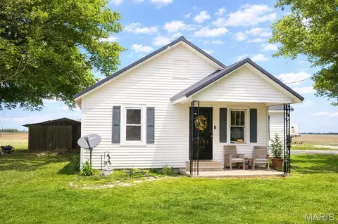 4499 State Highway 153, Gideon, MO 63848