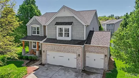 1658 Grace View Dr, Eureka, MO 63025