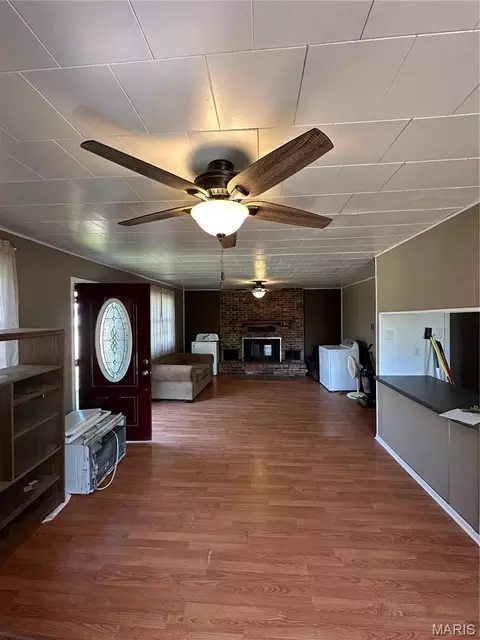 Living - 403 E 2nd St, Salem, MO 65560 photo 1 of 1