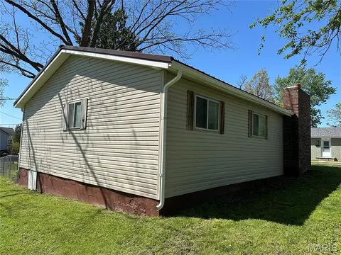 Other - 403 E 2nd St, Salem, MO 65560 photo 6 of 8