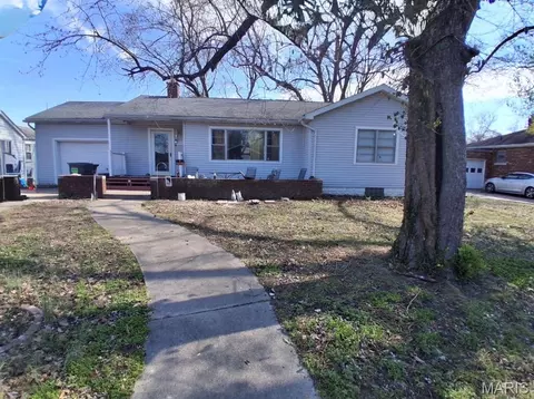 7305 Northern Ave, Belleville, IL 62223