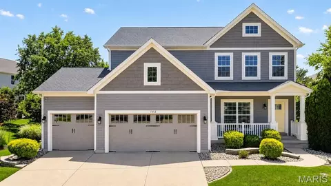 142 Countryshire Dr, O'fallon, MO 63367