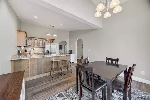 Dining - 115 Saw Mill Rd, Saint Robert, MO 65584 photo 2 of 3