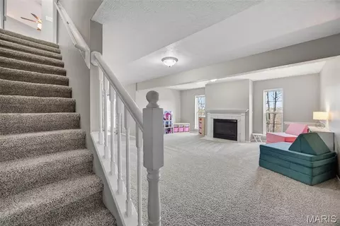 Entry Way - 115 Saw Mill Rd, Saint Robert, MO 65584 photo 4 of 5