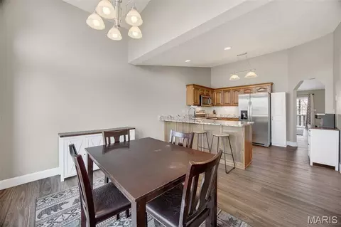 Dining - 115 Saw Mill Rd, Saint Robert, MO 65584 photo 3 of 3
