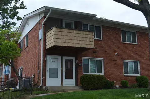 10697 Carroll Wood Way, Saint Louis, MO 63128