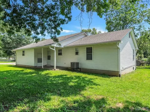 Exterior - 107 Vincent St, Pacific, MO 63069 photo 2 of 8