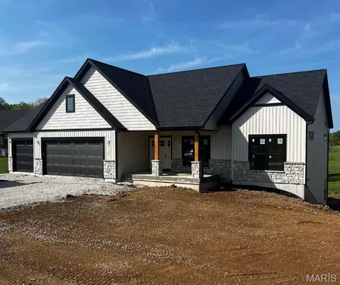 608 St James Ct, Old Monroe, MO 63369