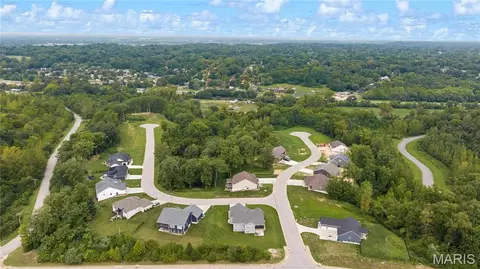 1146 Elbow Hill Ct, Caseyville, IL 62232