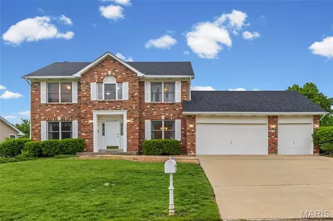 2400 Federalist Pl, O'fallon, MO 63368