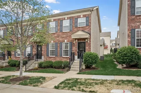 210 Candice Way, Saint Peters, MO 63376