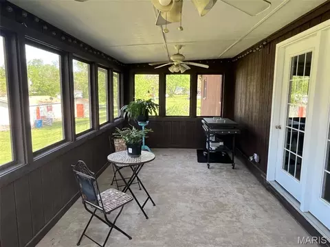 Exterior - 711 Nicholson Dr, Potosi, MO 63664 photo 4 of 11