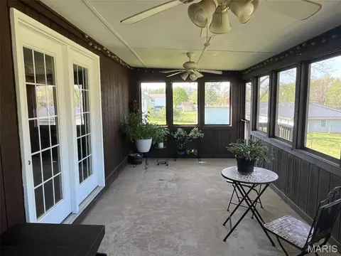 Exterior - 711 Nicholson Dr, Potosi, MO 63664 photo 3 of 11