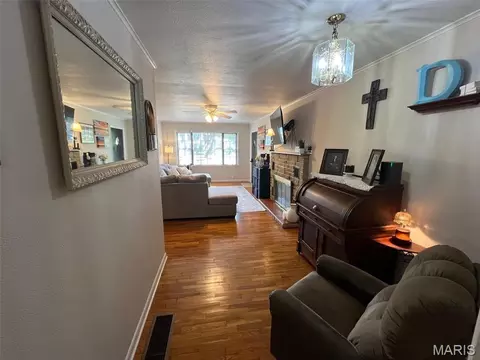 Entry Way - 711 Nicholson Dr, Potosi, MO 63664 photo 1 of 1