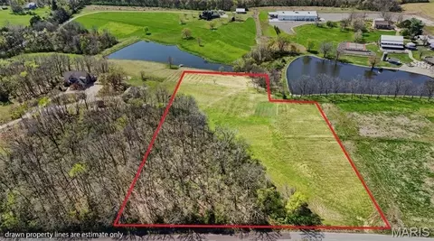 4 456 Sunny Rd, Washington, MO 63090