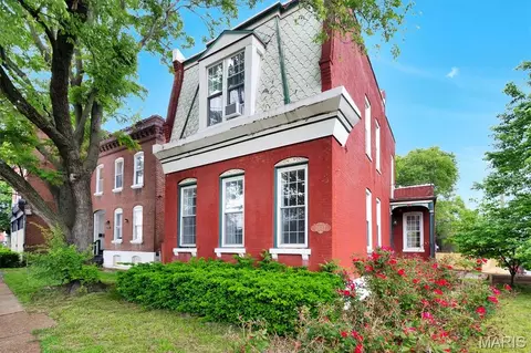 2617 Arsenal St, Saint Louis, MO 63118