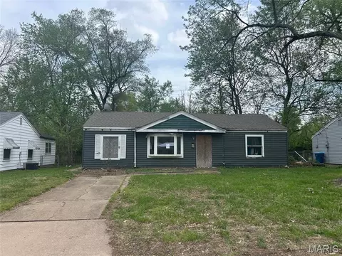 1700 Nemnich Ave, Saint Louis, MO 63136