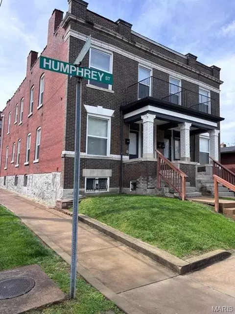 3900 Humphrey St, Saint Louis, MO 63116