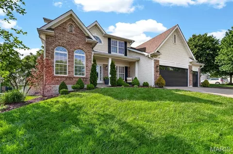 1009 Speckledwood Manor Ct, Chesterfield, MO 63017