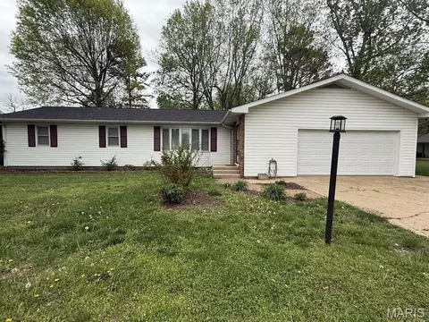 1006 M- East 10th St, Mountain Grove, MO 65711