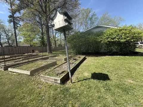 Exterior - 1006 M- East 10th St, Mountain Grove, MO 65711 photo 4 of 5